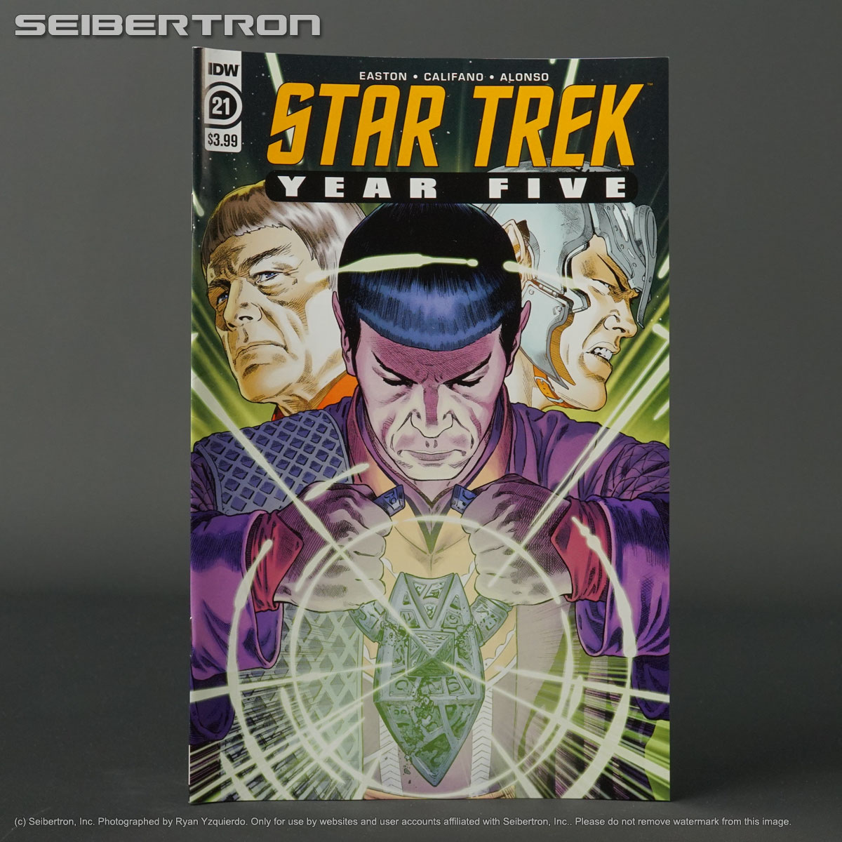 STAR TREK YEAR FIVE #21 IDW Comics 2021 FEB210468 (CA) Thompson (W) Easton