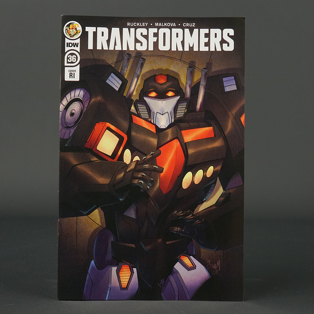 TRANSFORMERS #36 RI 1:10 IDW Comics 2021 AUG210582 36RI (CA) Montfort