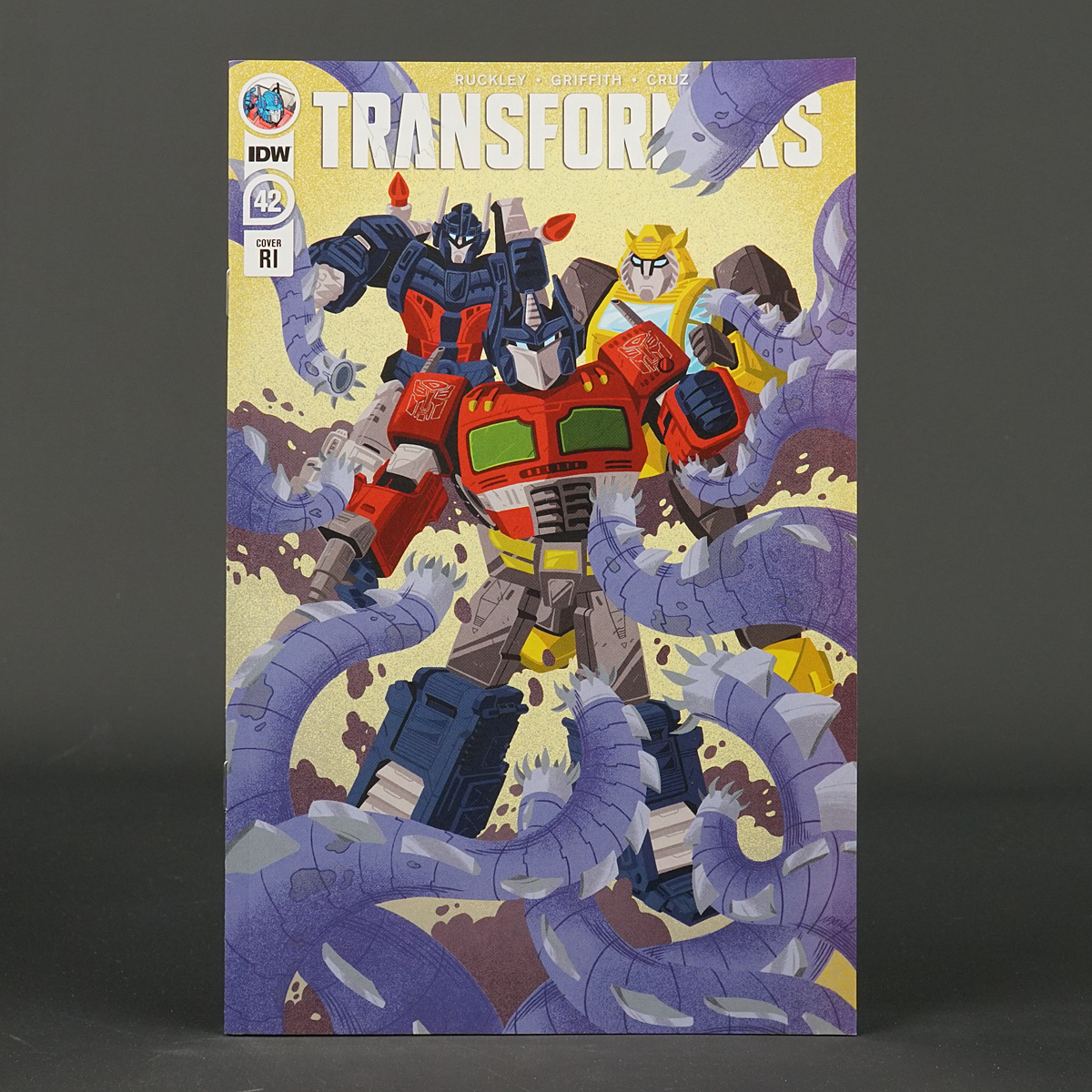 TRANSFORMERS #42 RI 1:10 IDW Comics 2022 FEB220436 42RI (CA) Goux