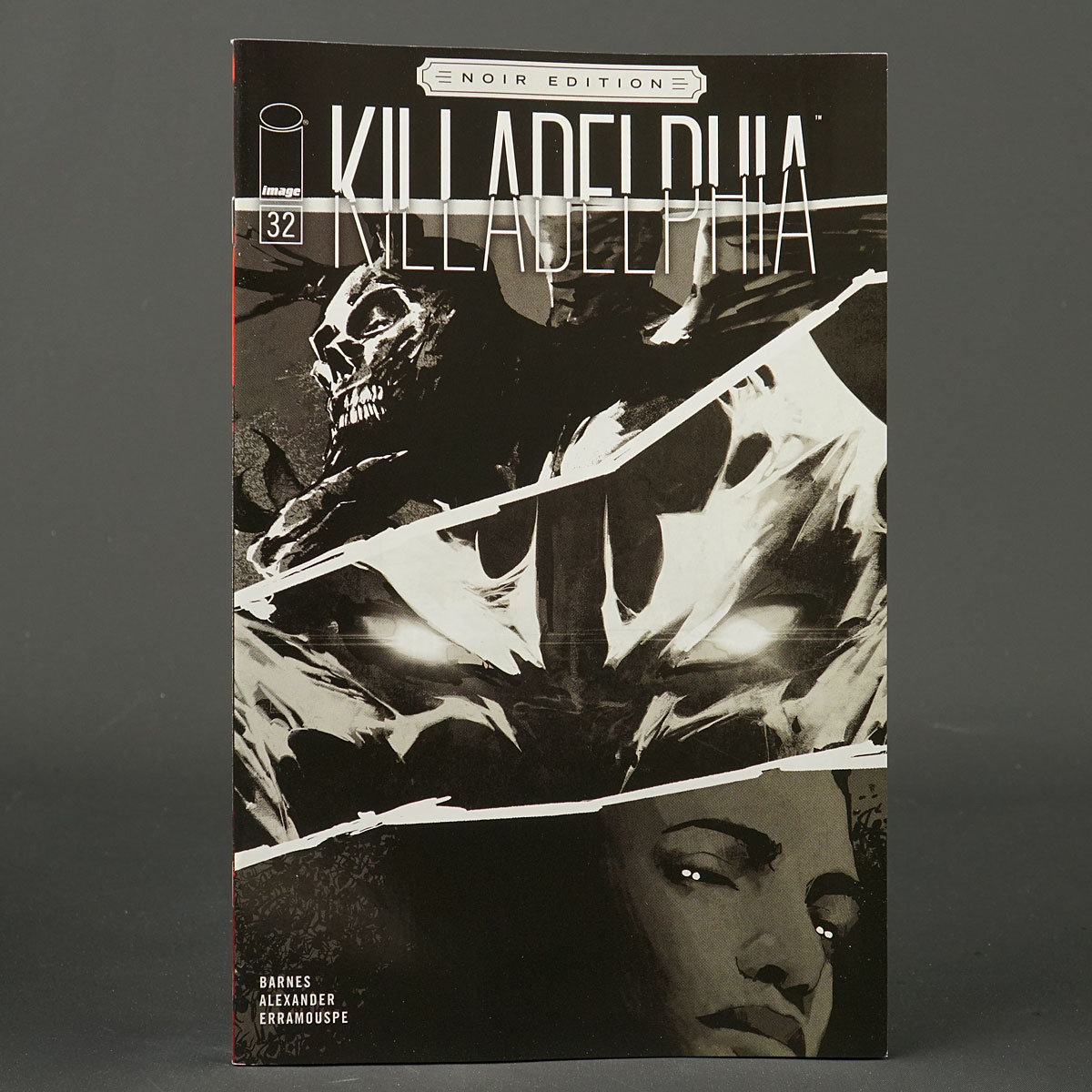 KILLADELPHIA #32 Cvr B Noir Edition Image Comics 1123IM841 32B (CA) Alexander (W) Barnes (A) Alexander + Erramouspe
