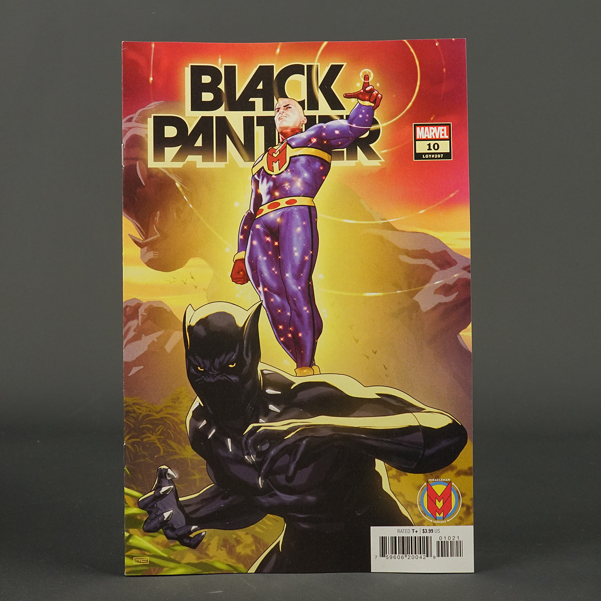 BLACK PANTHER #10 var Miracleman Marvel Comics 2022 AUG220897 (CA) Clarke