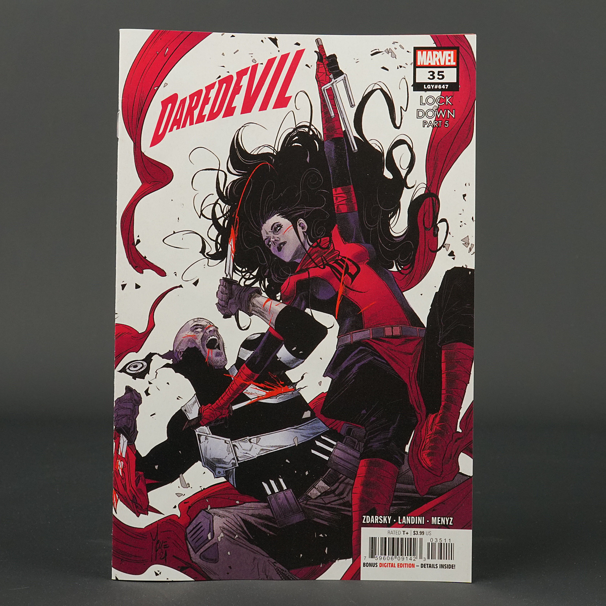 DAREDEVIL #35 Marvel Comics 2021 AUG211222 (W) Zdarsky (A/CA) Checchetto
