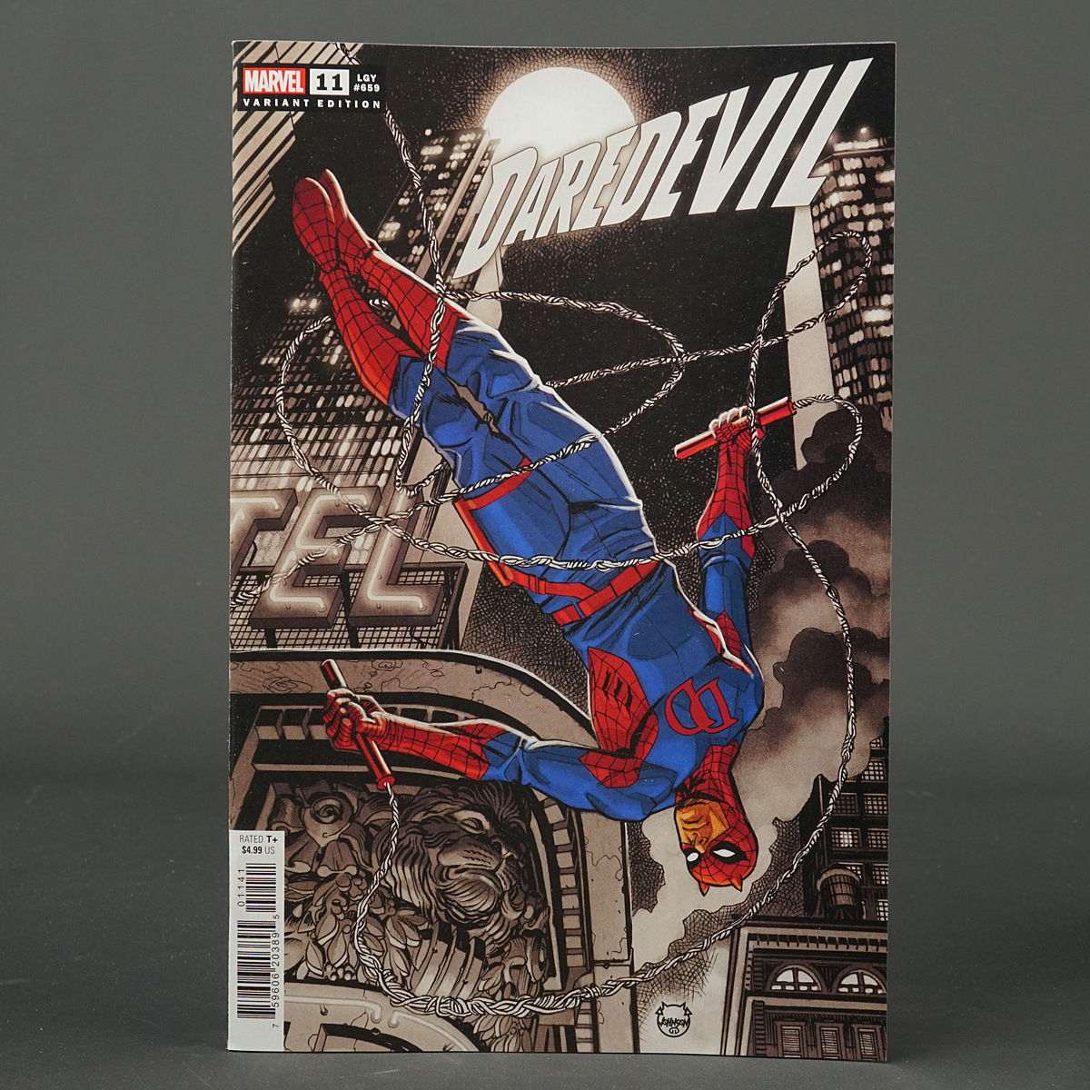 DAREDEVIL #11 var Spider-Verse Marvel Comics MAR230885 (CA) Johnson