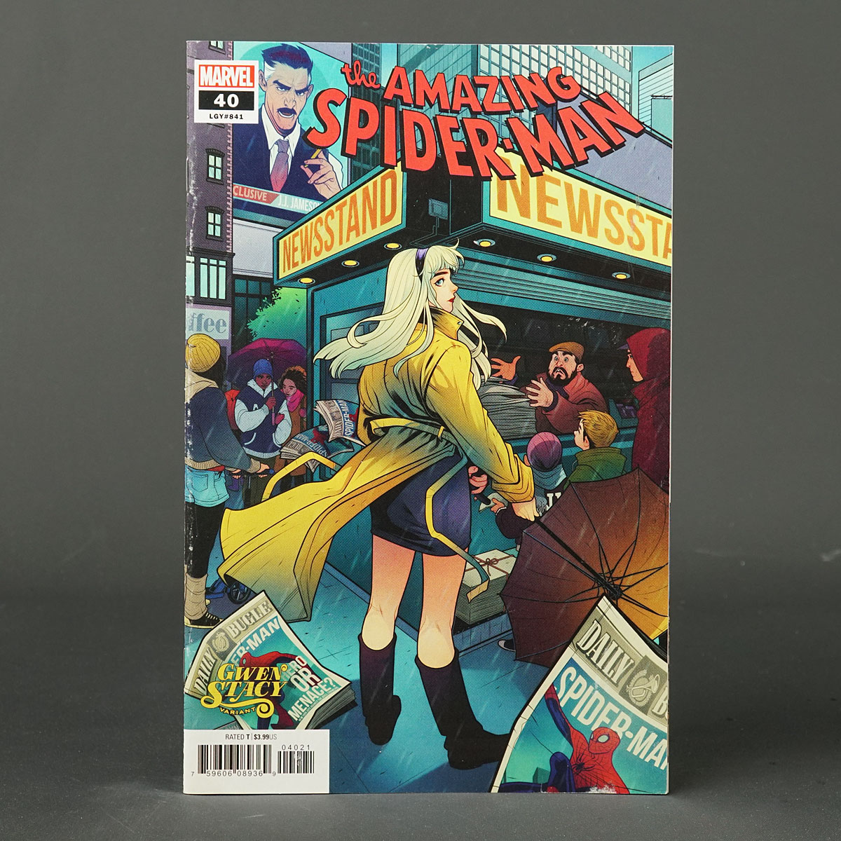 AMAZING SPIDER-MAN #40 Gwen Stacy Marvel Comics 2020 DEC190867 Torque 231222O