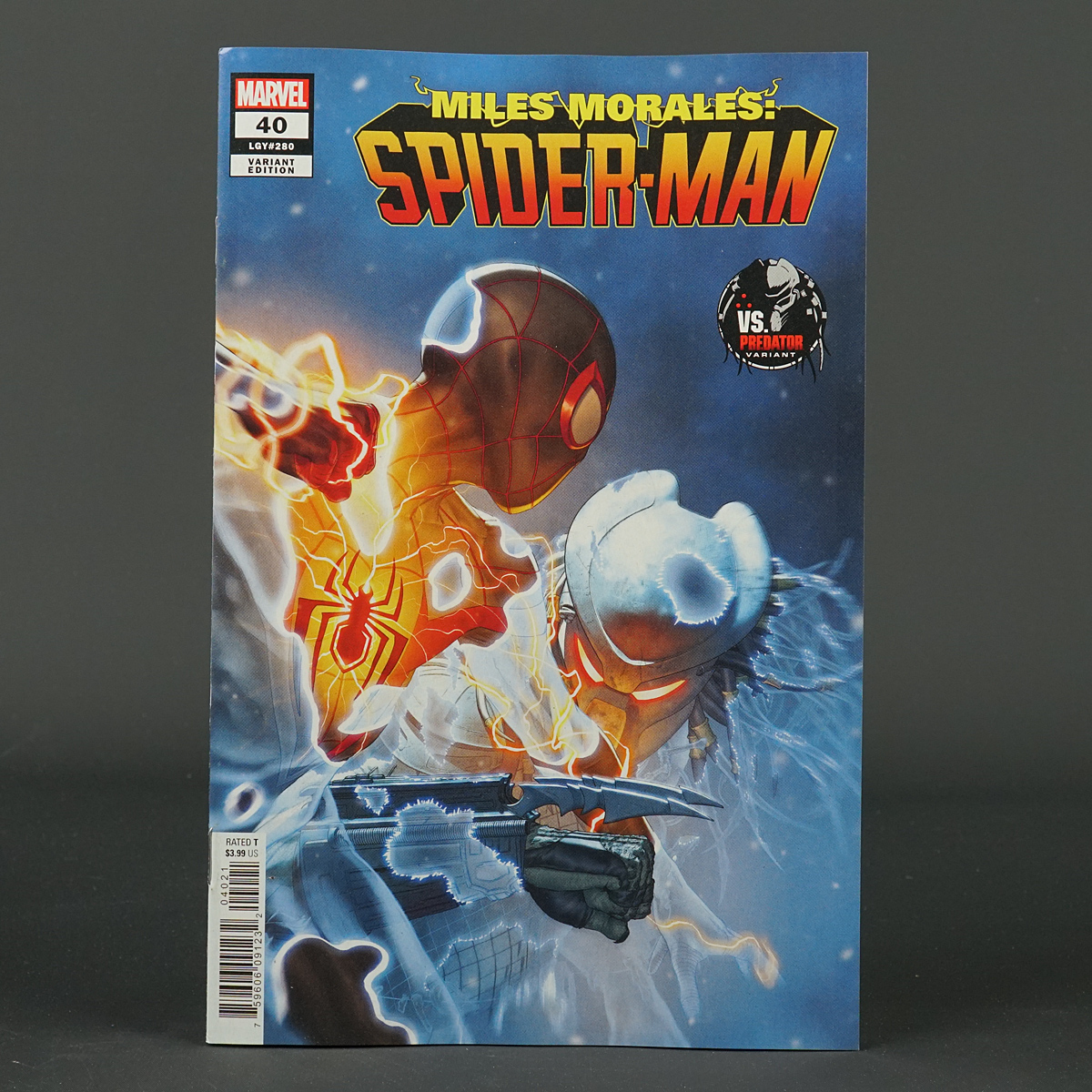MILES MORALES SPIDER-MAN #40 Predator Marvel Comics 2022 MAY220958 (CA) De Iulis