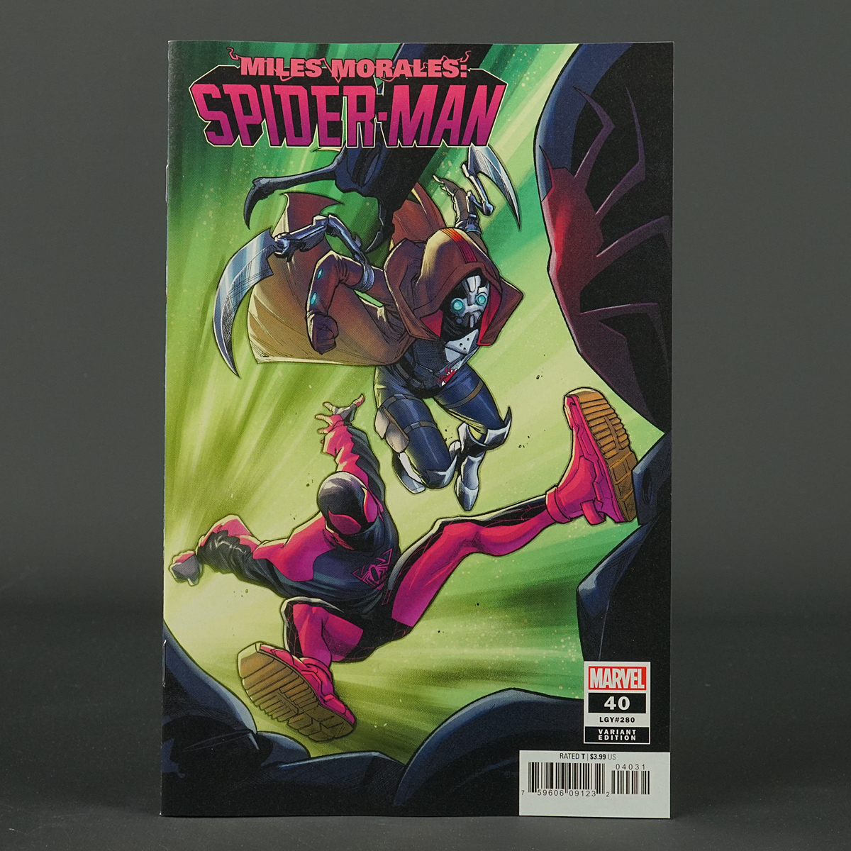 MILES MORALES SPIDER-MAN #40 var Marvel Comics 2022 MAY220959 (CA) Segovia
