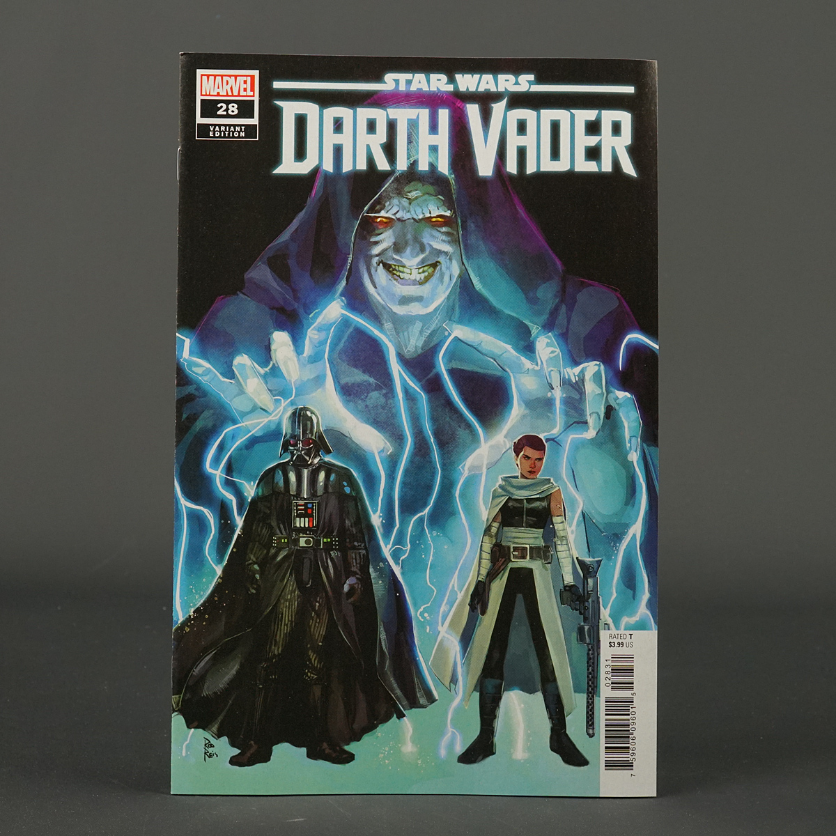 Star Wars DARTH VADER #28 var Marvel Comics 2022 AUG220957 (CA) Reis (W) Pak