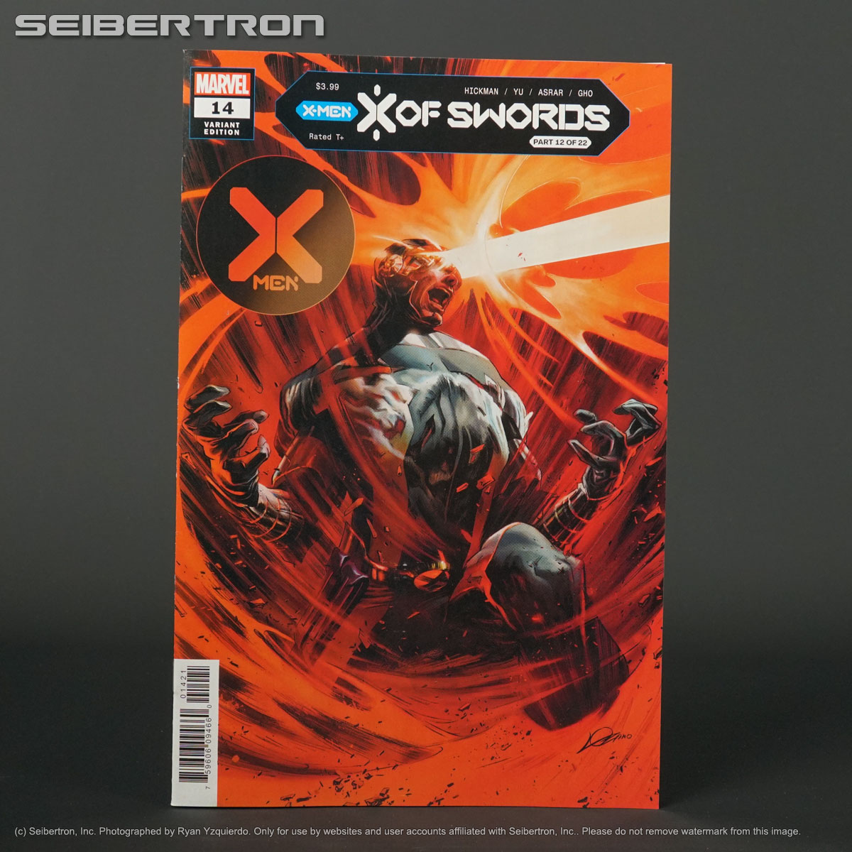 X-MEN #14 XOS variant Marvel Comics 2020 SEP200536 (W) Hickman (CA) Lozano