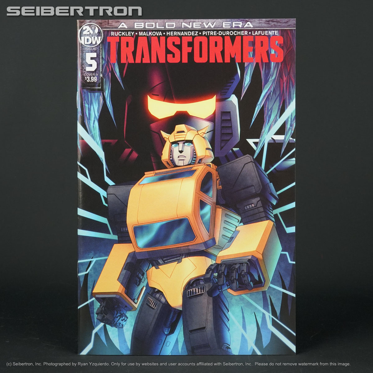 TRANSFORMERS #5 Cover B IDW Comic Book 2019 BOLD NEW ERA SIEGE 5B (CA) Whitman