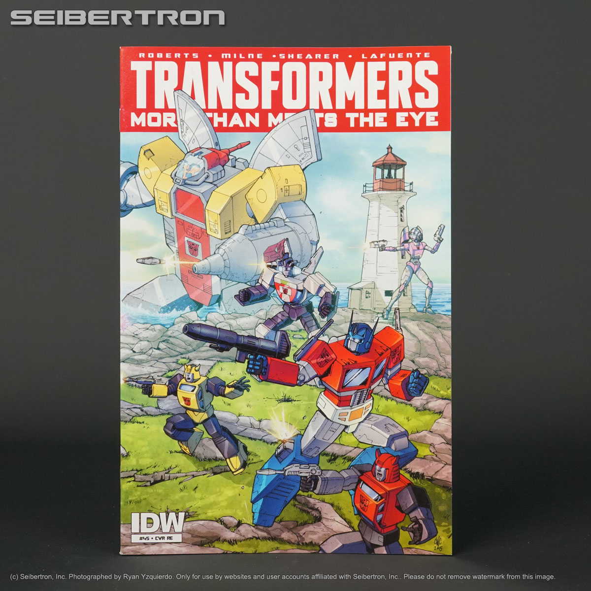Transformers MORE THAN MEETS THE EYE #45 RE (Giant Robot Comics exclusive) IDW Comics 2015 210411A (CA) Coller (W) Roberts (A) Milne