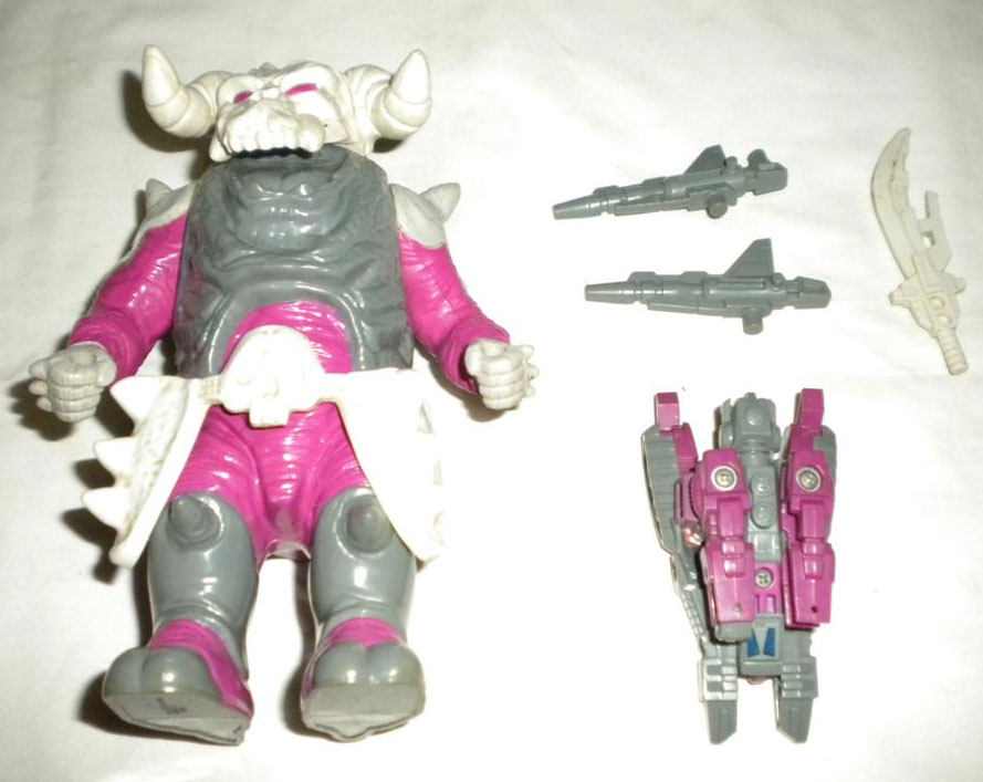 Transformers News: Featured eBay Items: Overlord, G1 Thunderwing, Skullgrin, Ghost Starscream, Dairu, Zaru and more! Image