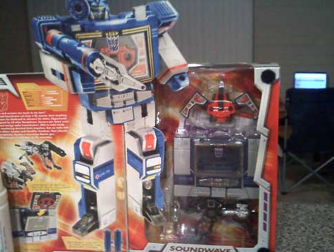 Transformers News: Featured eBay Auctions: Fortress Maximus, SDCC Blaster + Soundwave, Black Zarak, TFA Black Optimus! Image
