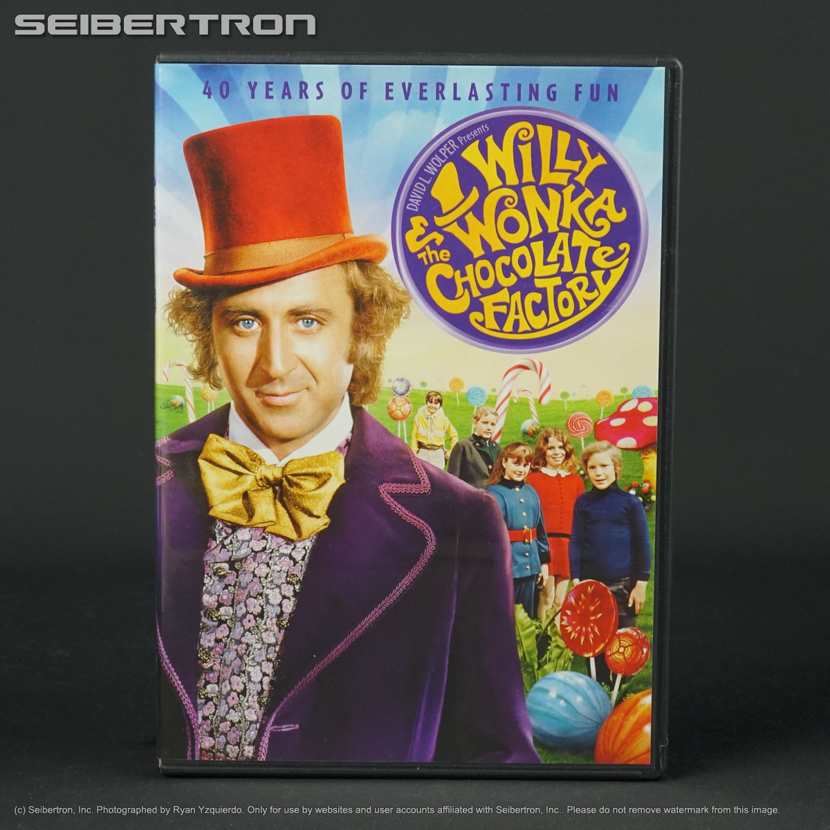 WILLY WONKA & THE CHOCOLATE FACTORY 2011 DVD Gene Wilder Warner Brothers