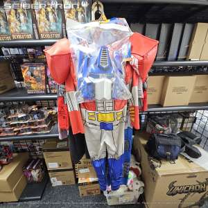 TRANSFORMERS Optimus Prime G1 Costume Disguise Deluxe Child Medium 8-10 New