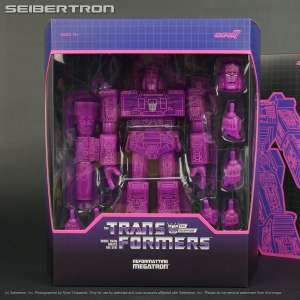 REFORMATTING MEGATRON Transformers Super7 Ultimates 7" figure WV2 2024 New