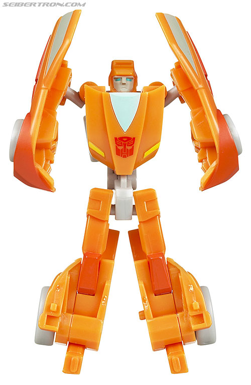 Toy Fair 2009: Hasbro Official Images: Transformers Universe - Transformers Event: Wheelie (Legends)