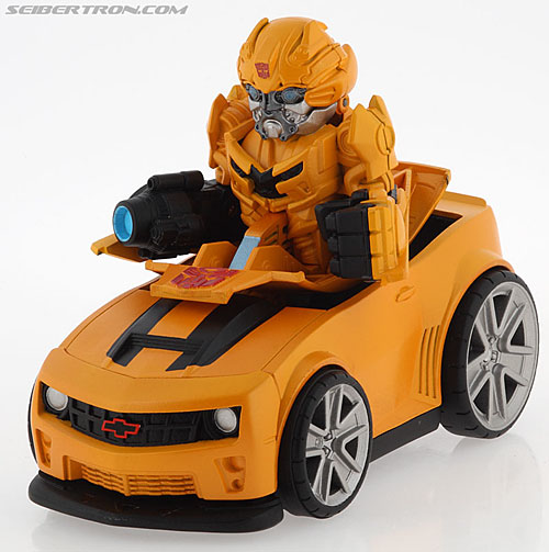 Toy Fair 2009: Hasbro Official Images: Transformers RPMs - Transformers Event: Bumblebee (RPMs Battle Chargers)