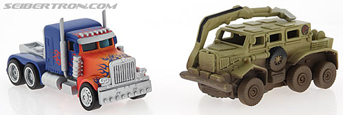 Toy Fair 2009: Hasbro Official Images: Transformers RPMs - Transformers Event: Optimus Prime vs Bonecrusher (RPMs)