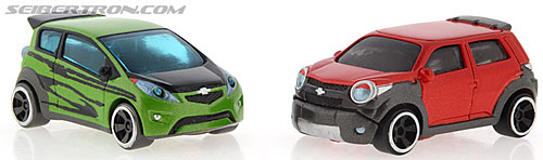 Toy Fair 2009: Hasbro Official Images: Transformers RPMs - Transformers Event: Skids vs Mudflap (RPMs)