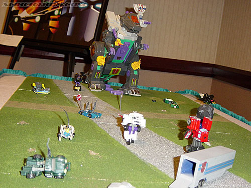 OTFCC 2003: The Art Room - Transformers Event: Otfcc-2003-artroom070
