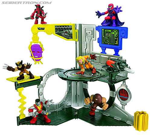 Toy Fair 2009: Hasbro Official Images: Marvel - Transformers Event: 028-Danger-Room-with-Wolver