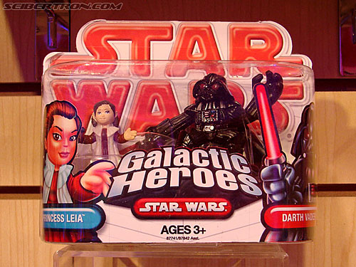 Toy Fair 2009: Star Wars Product Display Area - Transformers Event: Dsc01985