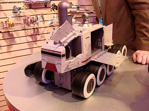 Toy Fair 2009: Star Wars Product Display Area - Transformers Event: Dsc01991