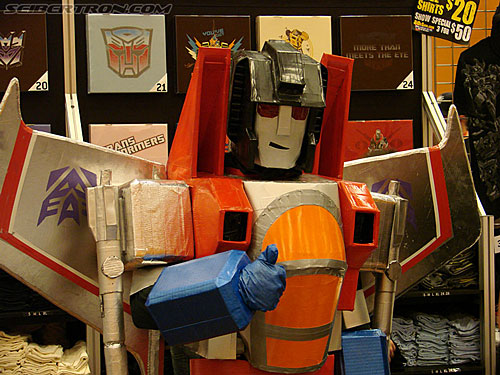 BotCon 2008: Miscellaneous - Transformers Event: DSC05584