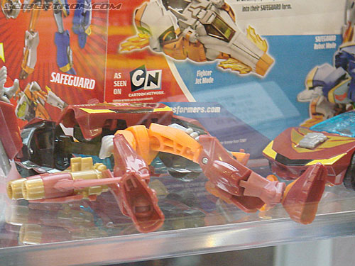 BotCon 2009: Transformers Animated figures - Transformers Event: DSC05644