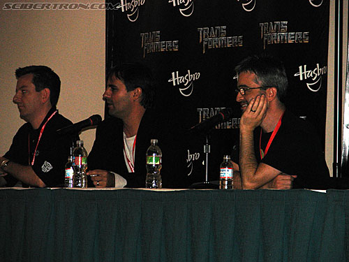 BotCon 2009: Panels and People - Transformers Event: DSC04545