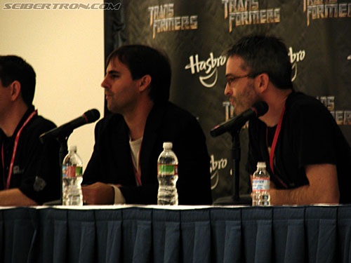 BotCon 2009: Panels and People - Transformers Event: DSC04547