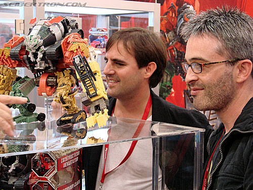 BotCon 2009: Panels and People - Transformers Event: DSC05113