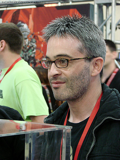 BotCon 2009: Panels and People - Transformers Event: DSC05117