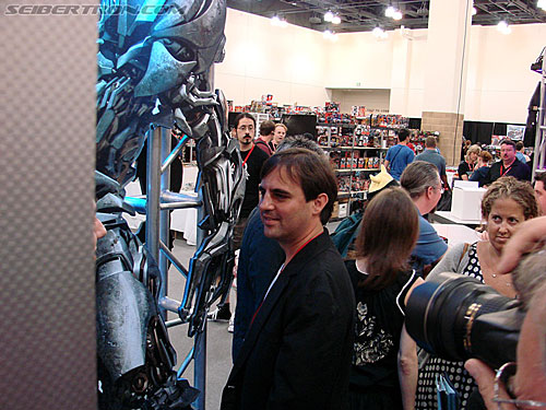 BotCon 2009: Panels and People - Transformers Event: DSC05125