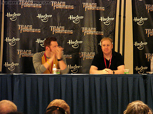 BotCon 2009: Panels and People - Transformers Event: DSC05201