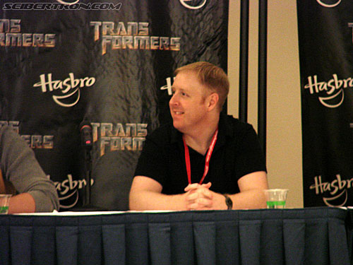 BotCon 2009: Panels and People - Transformers Event: DSC05203