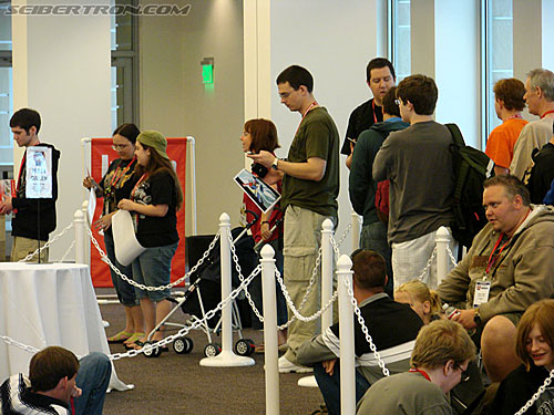 BotCon 2009: Panels and People - Transformers Event: DSC05208