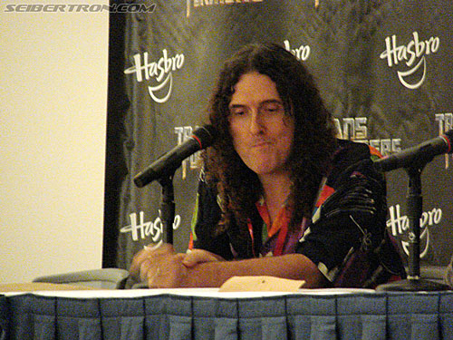 BotCon 2009: Panels and People - Transformers Event: DSC05363