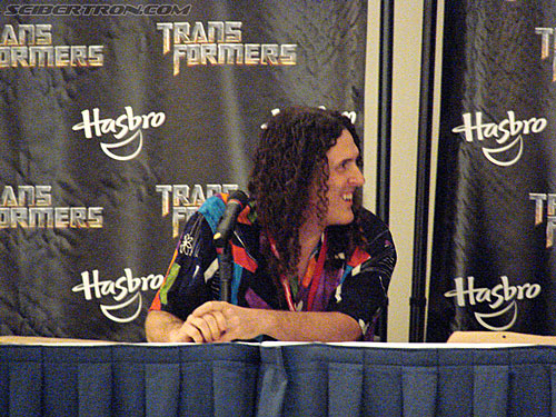 BotCon 2009: Panels and People - Transformers Event: DSC05369