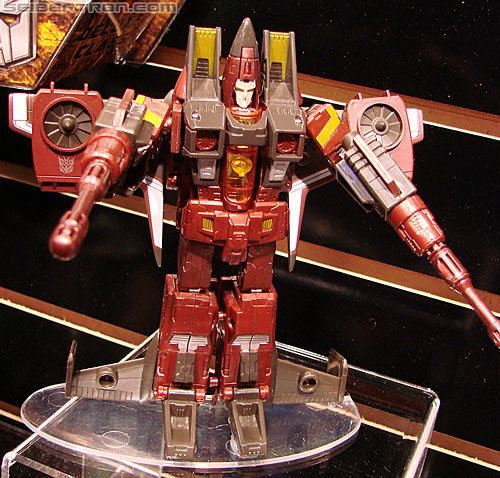 Toy Fair 2010: Transformers Generations - Transformers Event: DSC04840ab