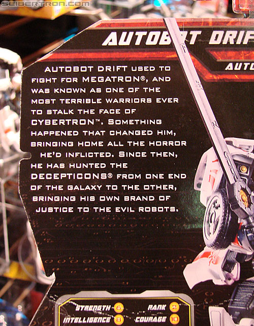 Toy Fair 2010: Transformers Generations - Transformers Event: DSC04948b