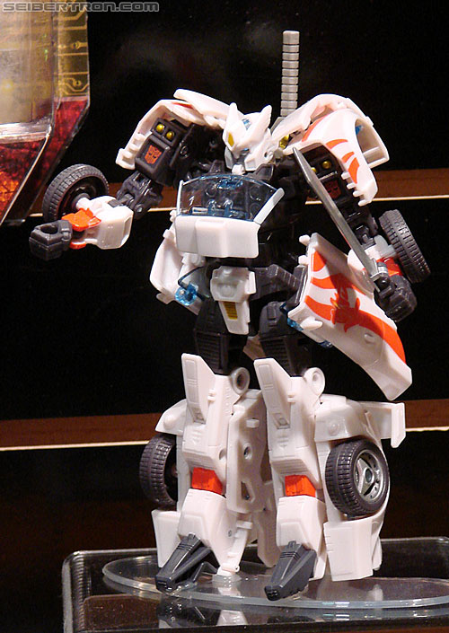 Toy Fair 2010: Transformers Generations - Transformers Event: DSC04951a