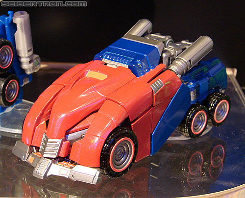 Toy Fair 2010: Transformers Generations - Transformers Event: DSC04973a