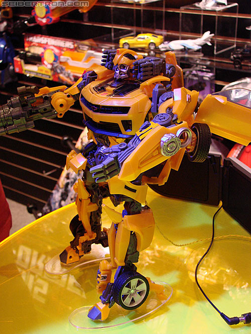 Toy Fair 2010: Transformers Movie-verse - Transformers Event: DSC04812