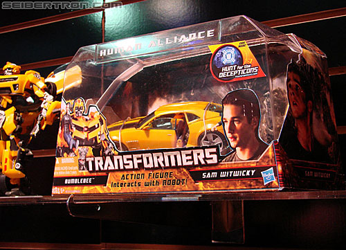 Toy Fair 2010: Transformers Movie-verse - Transformers Event: DSC04821