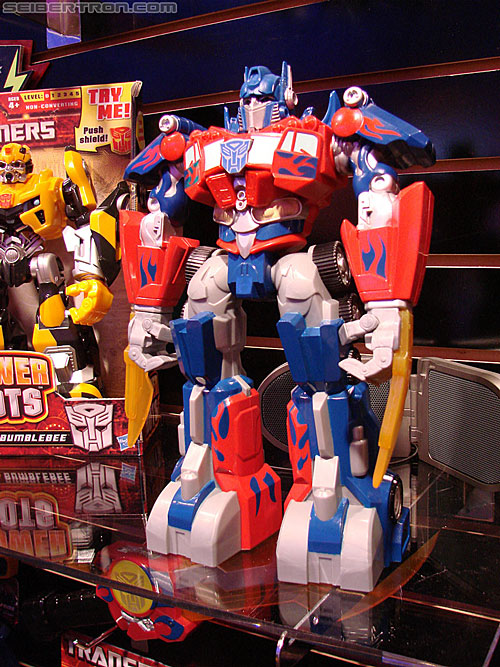 Toy Fair 2010: Transformers Movie-verse - Transformers Event: DSC04994