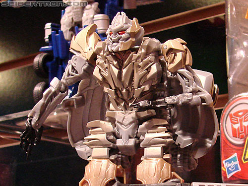 Toy Fair 2010: Transformers Movie-verse - Transformers Event: DSC05038a