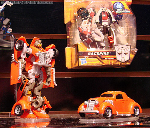 Toy Fair 2010: Transformers Movie-verse - Transformers Event: DSC05043a