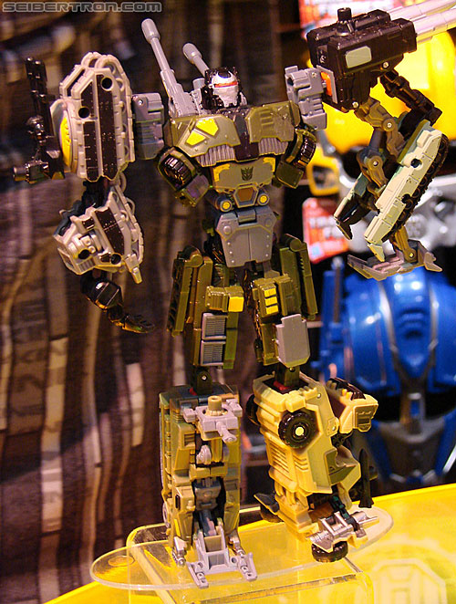 Toy Fair 2010: Transformers Power Core Combiners - Transformers Event: DSC04878a