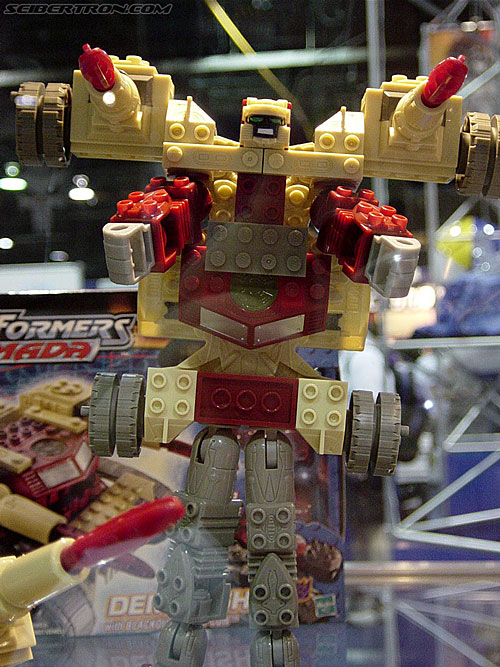Wizard World 2003 - Transformers Event: DSC03572